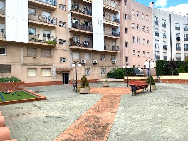 Foto bf537fc1-2bb1-4f65-8e8a-5f6a893c79c5. Duplex con riscaldamento in Centre Badalona
