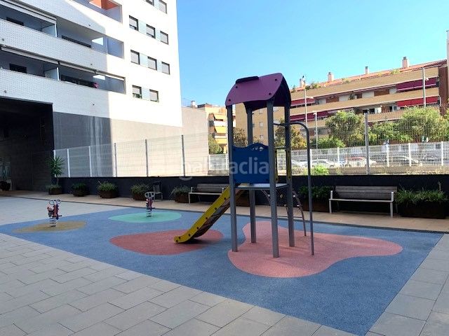Foto 9180caf2-00d6-4520-bb22-745d86f3d3c9. Piso ¡piso, parking y trastero! en Gorg Badalona