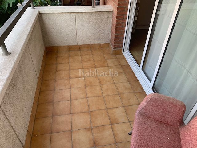 Foto 4ee95ab3-95a6-44b5-b9e2-dff7090de05c. Pis amb calefacció a Casagemes Badalona