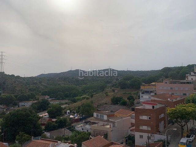 Foto ceabb4c3-6f51-491b-a9ab-2d13429e5e30. Àtic amb calefacció a Bonavista Badalona