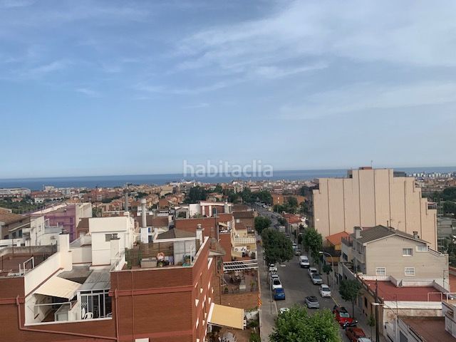 Foto d3f62841-37d3-4495-8292-b6ad08219a0b. Àtic amb calefacció a Bonavista Badalona