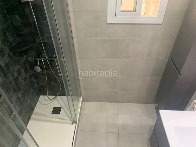 Foto da81aa6a-feda-4598-8c88-900d7a5c5b94. Àtic amb calefacció a Bonavista Badalona
