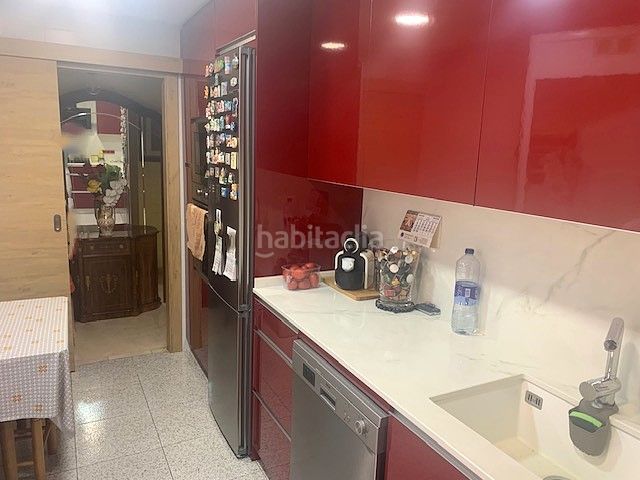 Foto 0e3e9a7f-60eb-493d-b83a-26e3828ddd4b. Planta baixa amb calefacció a Morera Badalona