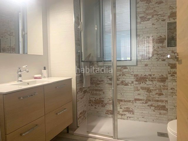 Foto 7e26c078-a88d-4c90-acd5-773e3434f5cb. Planta baixa amb calefacció a Morera Badalona