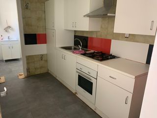 Ground floor  Carrer de guifré. ¡para reformar a su gusto!