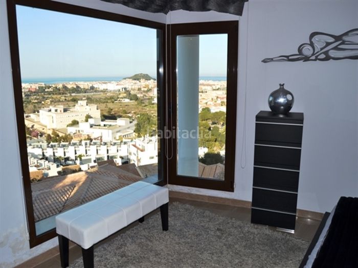 Foto 5c75419f-1fd2-4399-bb06-aab0ff718dfe. Chalet en La Pedrera-Vessanes Dénia