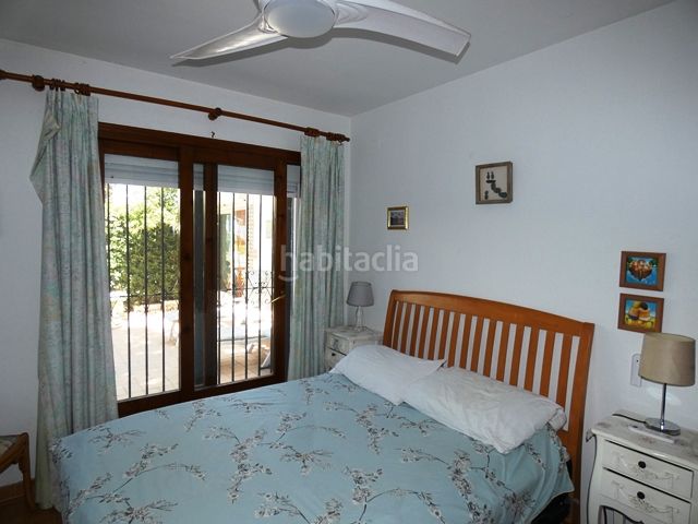 Foto 08a848a3-1559-4131-ba03-a3c2bbdd1b1e. Casa adossada amb calefacció aparcament piscina a Dénia