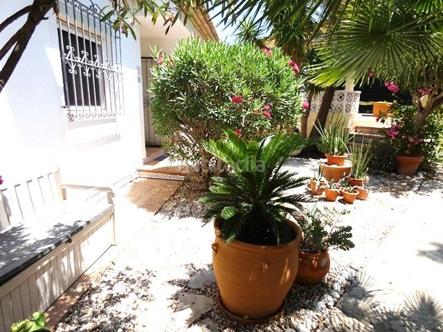 Foto 2e55b0be-5032-4657-8b32-d6f1c25e1770. Casa adossada amb calefacció aparcament piscina a Dénia