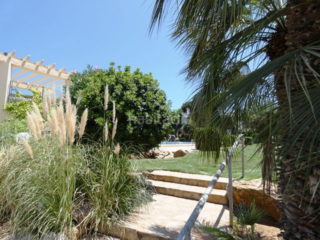 Foto 84d0c916-f946-45e1-bfe0-5fa34c5f6a20. Casa adossada amb calefacció aparcament piscina a Dénia