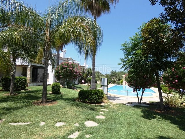 Foto 8c9a4725-4e3e-47f5-8abf-242ba16b1a52. Casa adossada amb calefacció aparcament piscina a Dénia