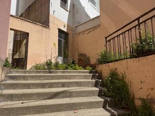 Local Comercial a Barrios Bajos - La Horta. Gran local comercial en el centro con salida a dos calles Local Comercial a Barrios Bajos - La Horta. Gran local comercial en el centro con salida a dos calles