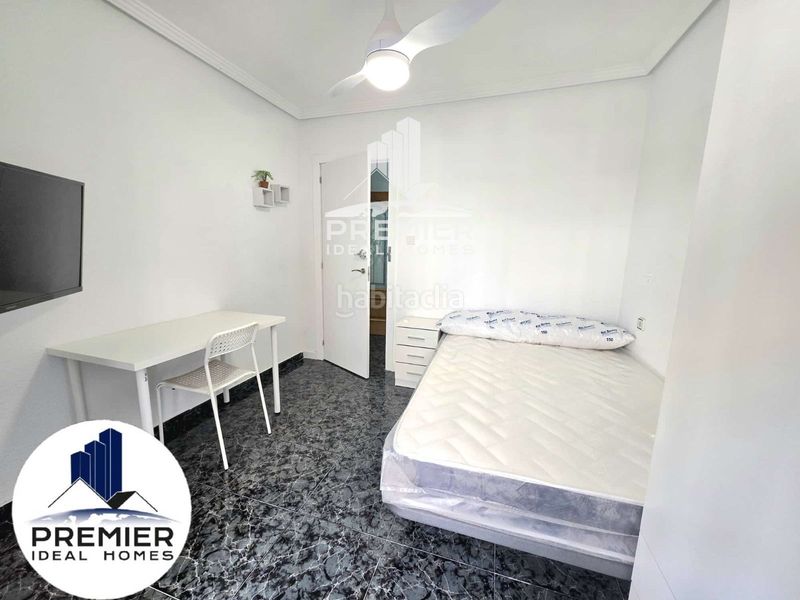 Foto fd05a67c-5644-4e73-a1ff-2d1a4af49104. Rent flat in Plaza de Toros-Avenida Chapí-Trinquete Elda