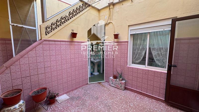 Foto ffa6bfc5-8e9e-4c62-8b53-299803283992. Casa in Centro Elda