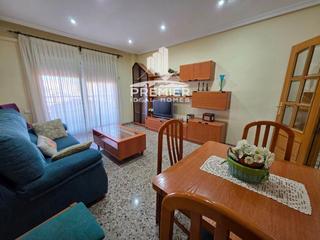 Miete Etagenwohnung  Dos de mayo. Piso amplio y soleado en zona céntrica de elda