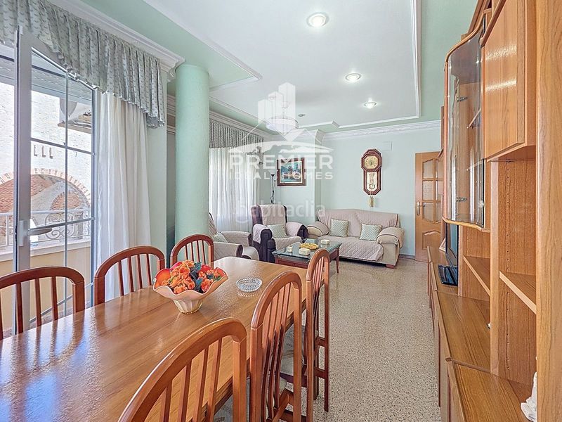 Foto 73c03ed8-4161-47a4-8108-83d4372010a9. Casa amb calefacció aparcament a Plaza de Toros-Avenida Chapí-Trinquete Elda