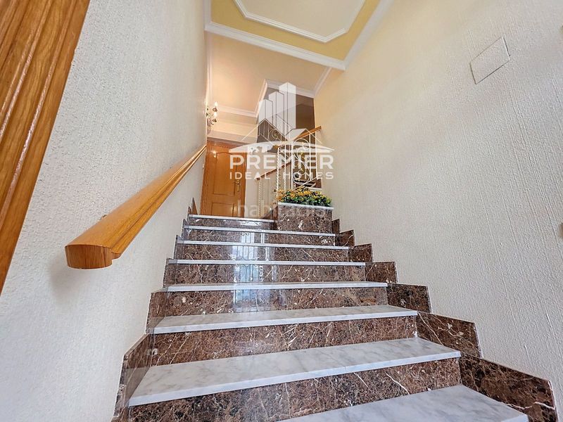 Foto c9d3e9d4-8a94-41b2-8f0b-74fe2b0f050b. Casa amb calefacció aparcament a Plaza de Toros-Avenida Chapí-Trinquete Elda