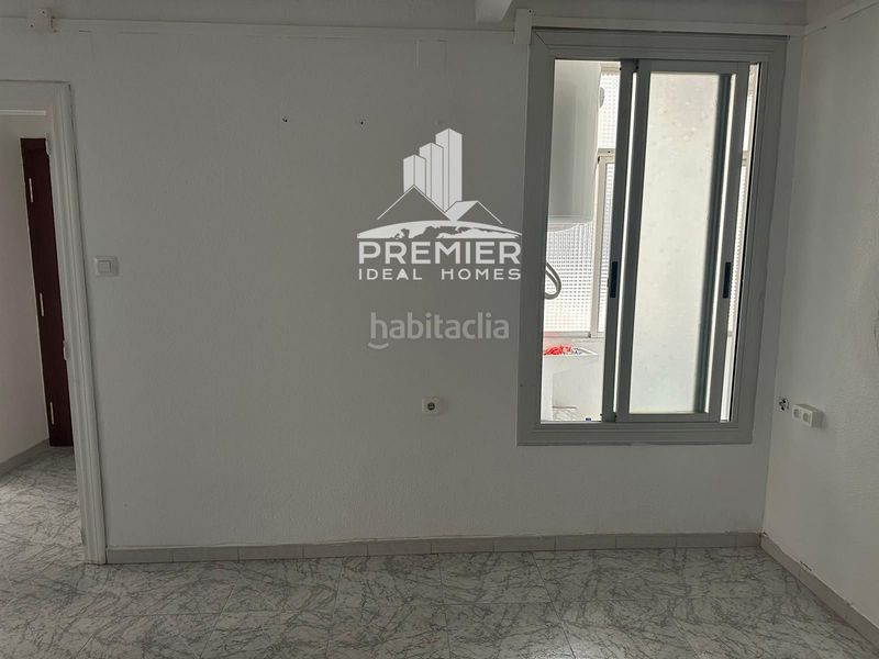 Foto db269617-a089-4c11-b210-5453f5dafa66. Rent flat in Las Trescientas-San Francisco-Ciudad Vergel Elda