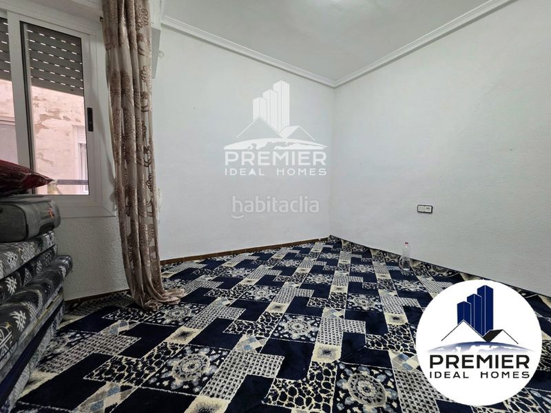 Foto f8681bda-294d-4c05-b2e8-ba738733085b. Appartamento in Plaza de Toros-Avenida Chapí-Trinquete Elda