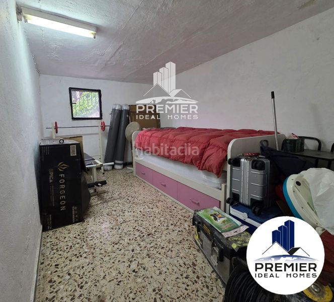 Foto d2cf4c2f-5429-4fa7-b3f5-0e577bc158f1. Chalet con piscina in Campo Alto-Club de Campo Elda