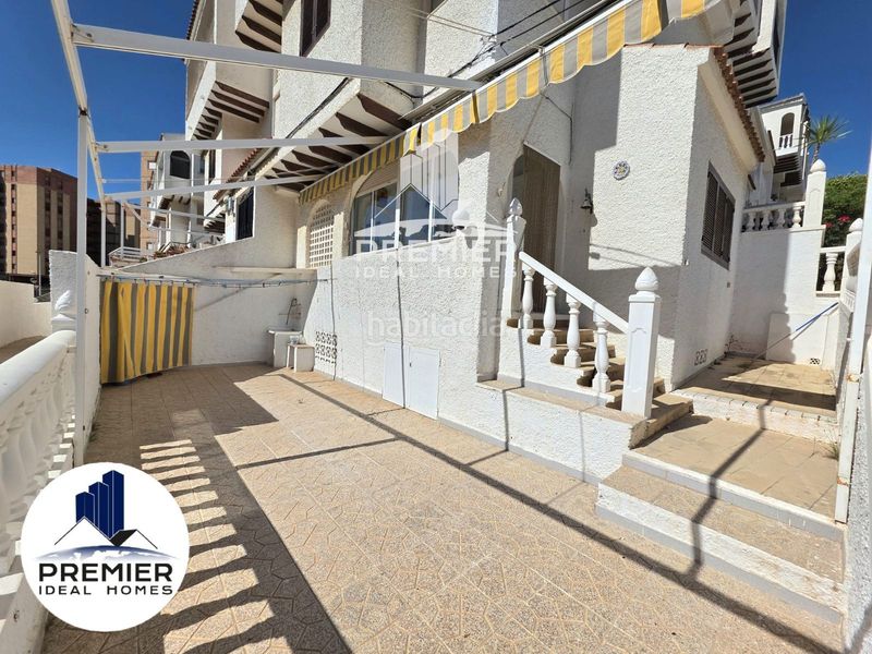 Foto f2ce9dc0-ef09-4178-b9df-8e49c2686497. Casa adossada amb calefacció aparcament piscina a Elche / Elx