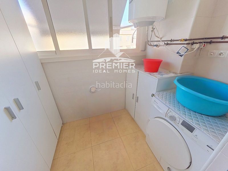 Foto 4f6a30fa-0d9e-4dbc-8c4f-963002561378. Flat with heating parking in Petrer