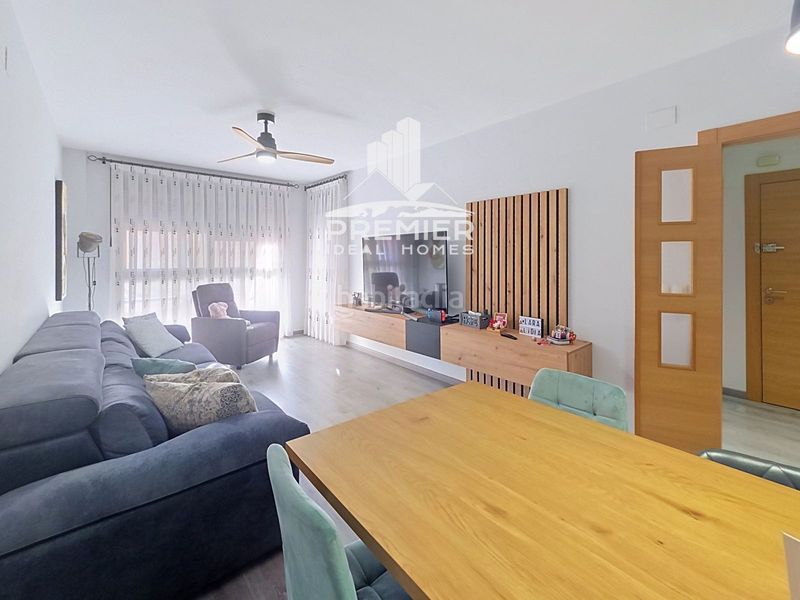 Foto 5b7bcfff-fbb7-4938-86ef-afa9b8aba8a0. Flat with heating parking in Petrer