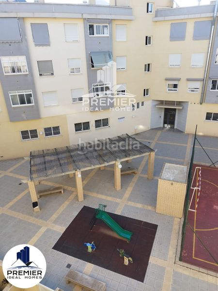 Foto 9a487220-bd9b-4127-8b81-44e248cbdcd2. Flat with heating parking in Petrer