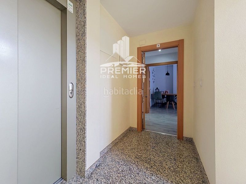Foto c7eae73c-88e3-4fd6-ae55-39b067304eb6. Flat with heating parking in Petrer
