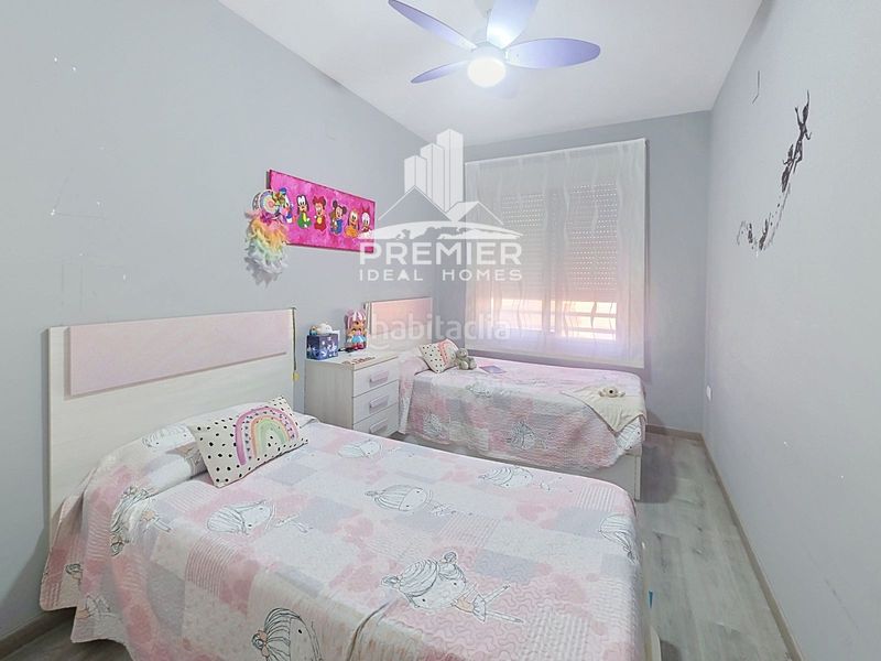 Foto f2ebf202-8a32-4de5-a862-551ad14aec02. Flat with heating parking in Petrer