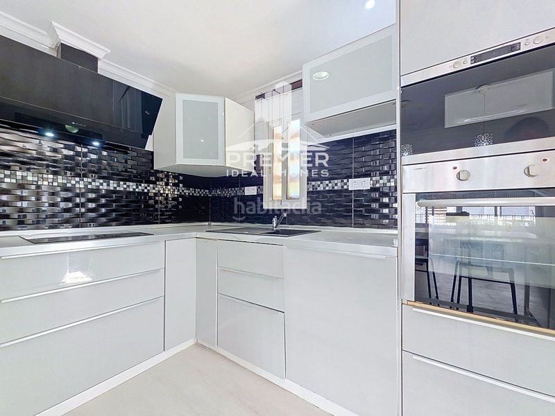 Foto a0ec35ca-6835-4779-954f-54200adf5c6a. Affitto appartamento in Las Trescientas-San Francisco-Ciudad Vergel Elda