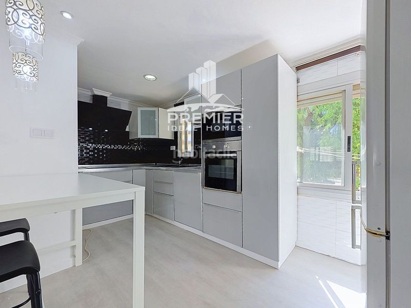 Foto c0a92e38-8718-422c-b670-0d4218f3fb1b. Affitto appartamento in Las Trescientas-San Francisco-Ciudad Vergel Elda