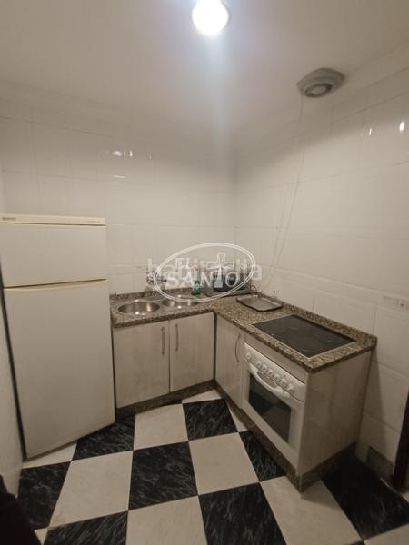 Foto fe0b1504-27ec-4655-9fa4-02ff700dcfd8. House in casco histórico - ribera - san basilio Córdoba