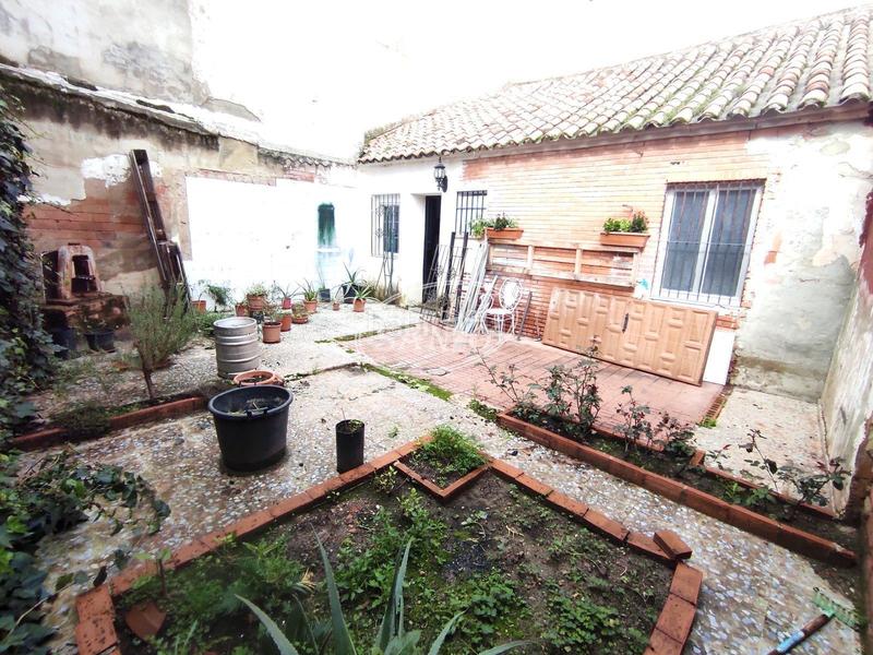 Foto bf47d393-cba1-489c-854b-254faf50d89f. Casa in Campo de la Verdad - Miraflores Córdoba