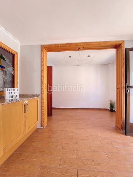 Foto 58de1a2b-4c35-44d4-b16a-c6e902a6d674. Casa adosada en Poblets (els)