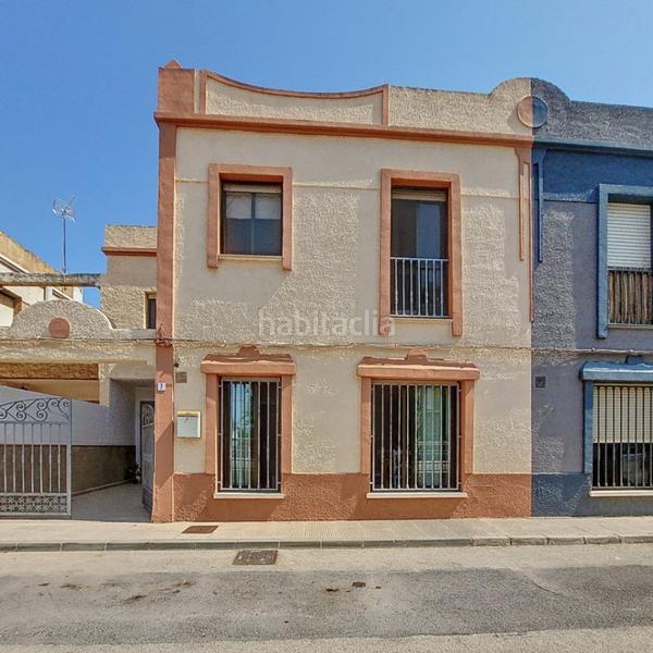 Foto 594e59de-3102-47af-b310-e8d602811693. Casa adosada en Poblets (els)