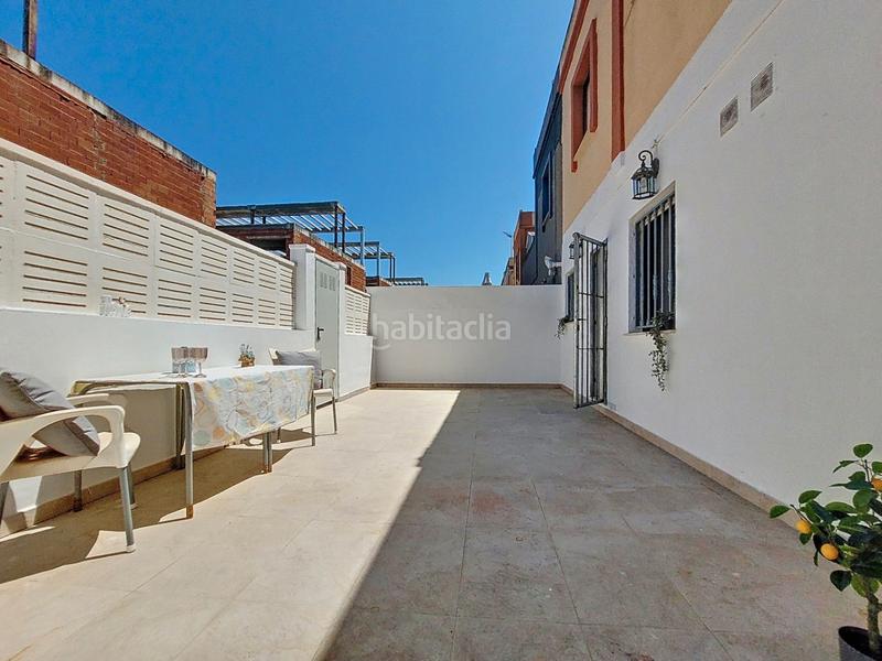 Foto c38dd3b1-f70e-4360-9f85-06066e82dea0. Casa adosada en Poblets (els)