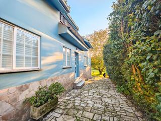 Casa  Estrada rianxiño. Estupenda casa unifamiliar con jardín en rianxiño