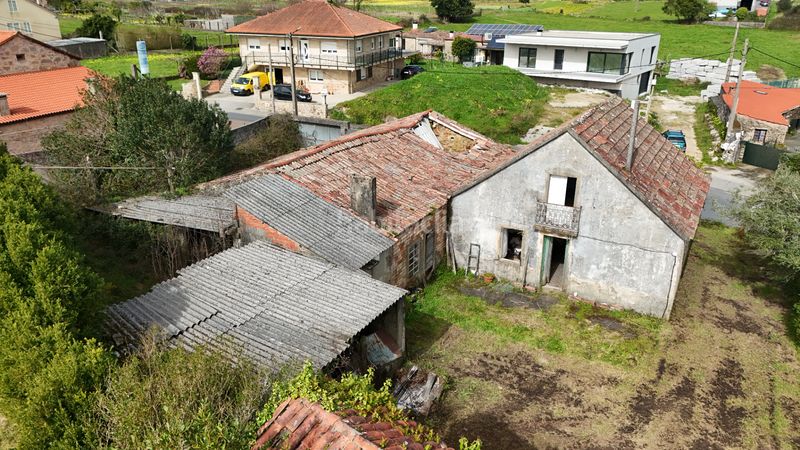 Foto db5849e1-e224-49ae-980c-6309c0e09f90. Casa a aldea cortes 34d a Rianxo
