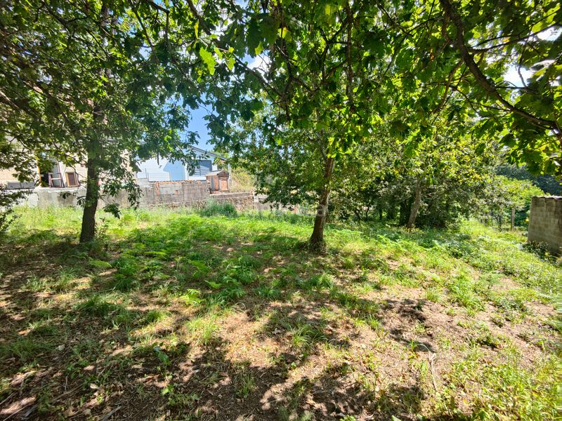 Foto 0e7d64dc-3230-4cfe-adca-7c8db0891c80. Terreno residenziale in aldea lustres 28 in Rianxo