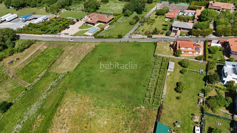 Foto 76e8d581-47ce-4066-8fd6-c279cd52e5ab. Terreny residencial a Boiro
