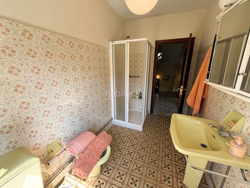 Foto 07aeca98-f707-44c1-92cf-0cbbeff7c7c9. Casa a lugar té 125 a Rianxo