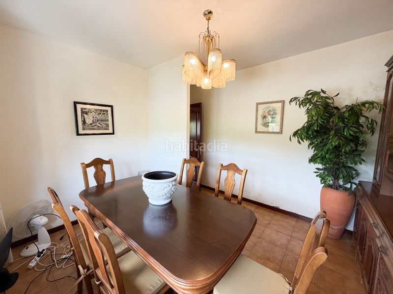 Foto 0ff0c161-5e8b-414d-977b-419e20e38578. Casa a lugar té 125 a Rianxo