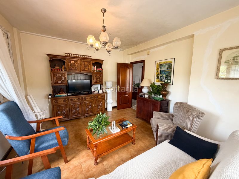 Foto ce418943-82ad-4aad-9699-f5bf630471be. Casa a lugar té 125 a Rianxo