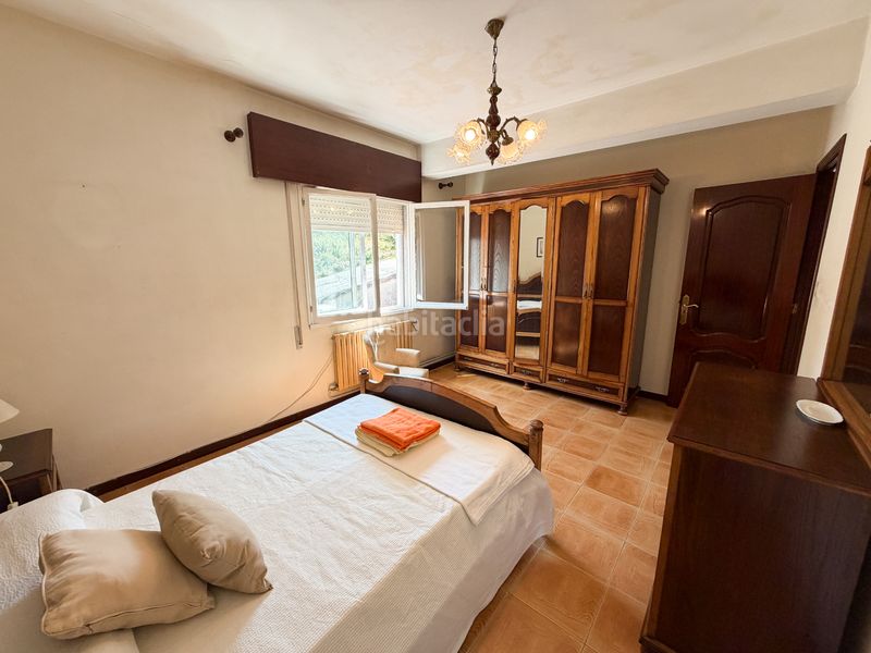 Foto e3f876fd-1d20-4789-a1c7-3521ce002a74. Casa a lugar té 125 a Rianxo
