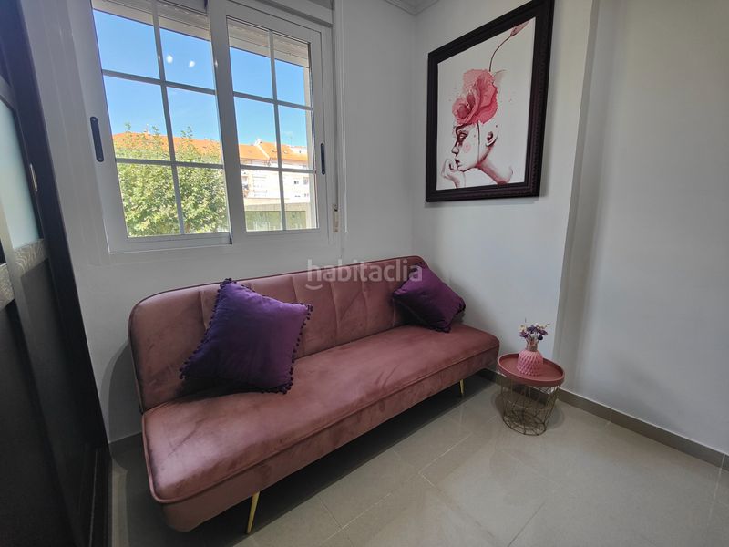 Foto f9725226-c2b9-4881-98c3-56165a70c9a8. Appartamento in rúa roxelio pérez "roxelius" 5 in Rianxo