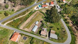 Maison à Aldea raño 25. Terreno urbano y casa para reformar en rañó- leiro (rianxo)