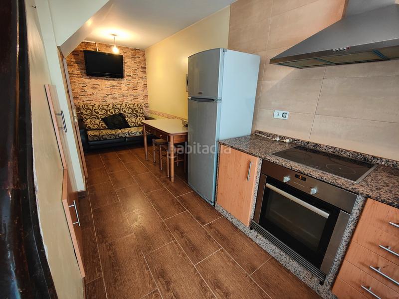 Foto 19318297-8149-4baf-ae42-778d197c891b. Casa pareada en rúa de arriba 5 casa en venta en calle de arriba al lado ayuntamiento en Rianxo