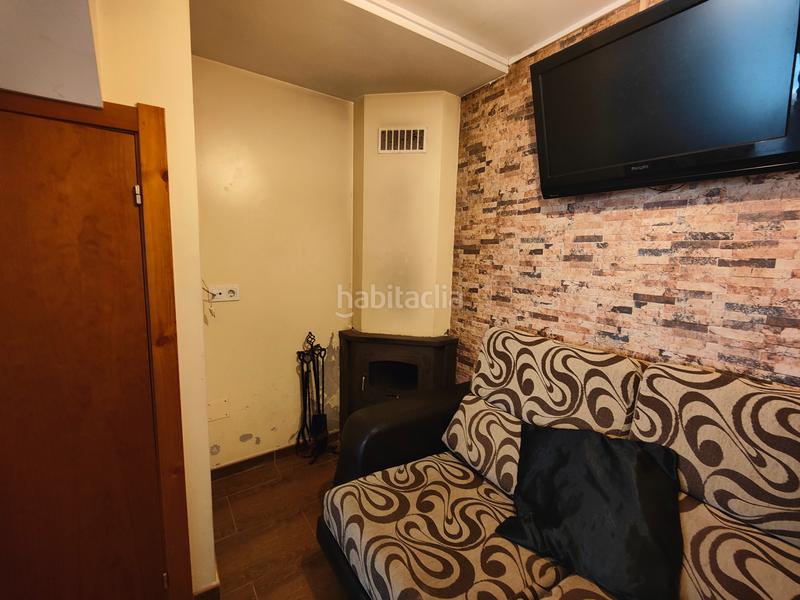 Foto 2b121a0d-7a75-494b-a504-68f246f43fd6. Casa pareada en rúa de arriba 5 casa en venta en calle de arriba al lado ayuntamiento en Rianxo