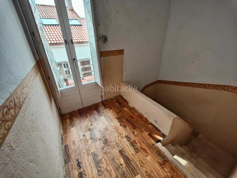 Foto 5aa51ab2-ef31-42d2-b78f-3bd0066bb1cc. Casa pareada en rúa de arriba 5 casa en venta en calle de arriba al lado ayuntamiento en Rianxo