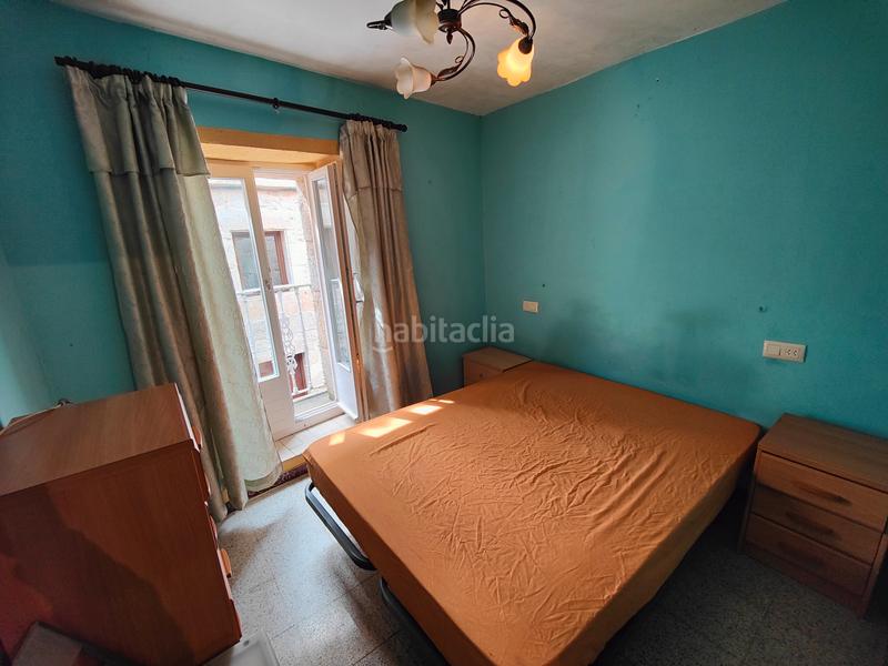Foto ba5f30bc-ccdd-4b42-a033-8cd3d64fd78e. Casa pareada en rúa de arriba 5 casa en venta en calle de arriba al lado ayuntamiento en Rianxo
